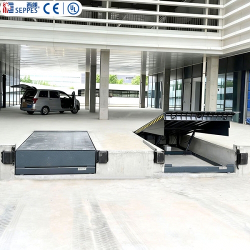 阿克苏诺贝尔配套装卸平台