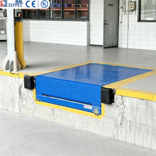 康宁显示科技配套液压登车桥