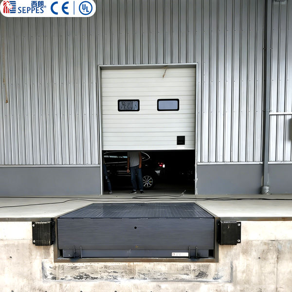 电动卸货平台：助力物流出货口实现月台与集装箱快速无缝对接