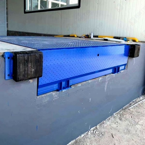 物流仓库选性能标杆-高品装卸货平台