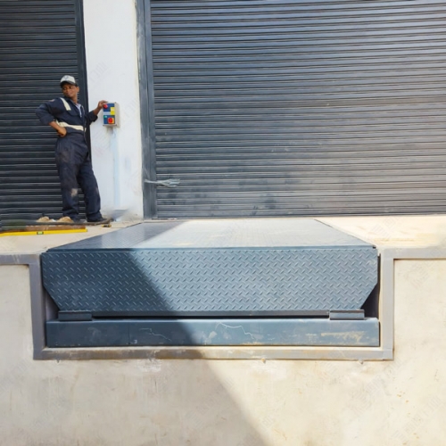 西朗国货之光：出口萨尔瓦的装卸货平台，如何在海外市场绽放