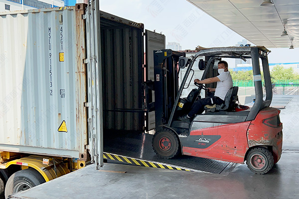 1756276108537645.jpg 198.jpg