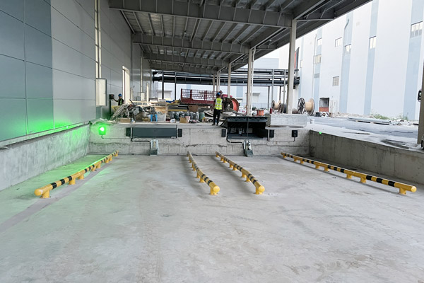 基坑式卸货平台