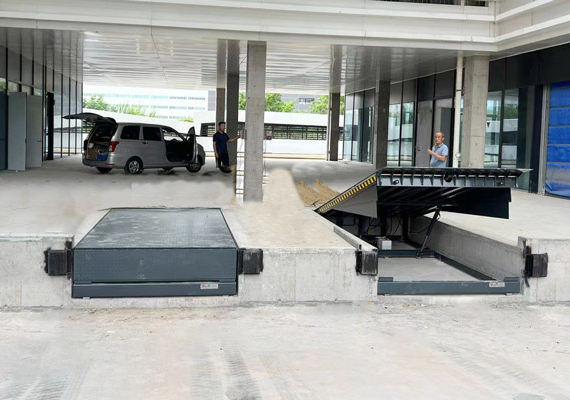 阿克苏诺贝尔配套液压登车桥