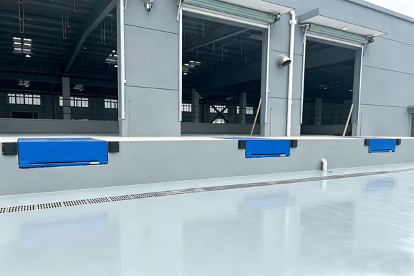 电动液压登车桥